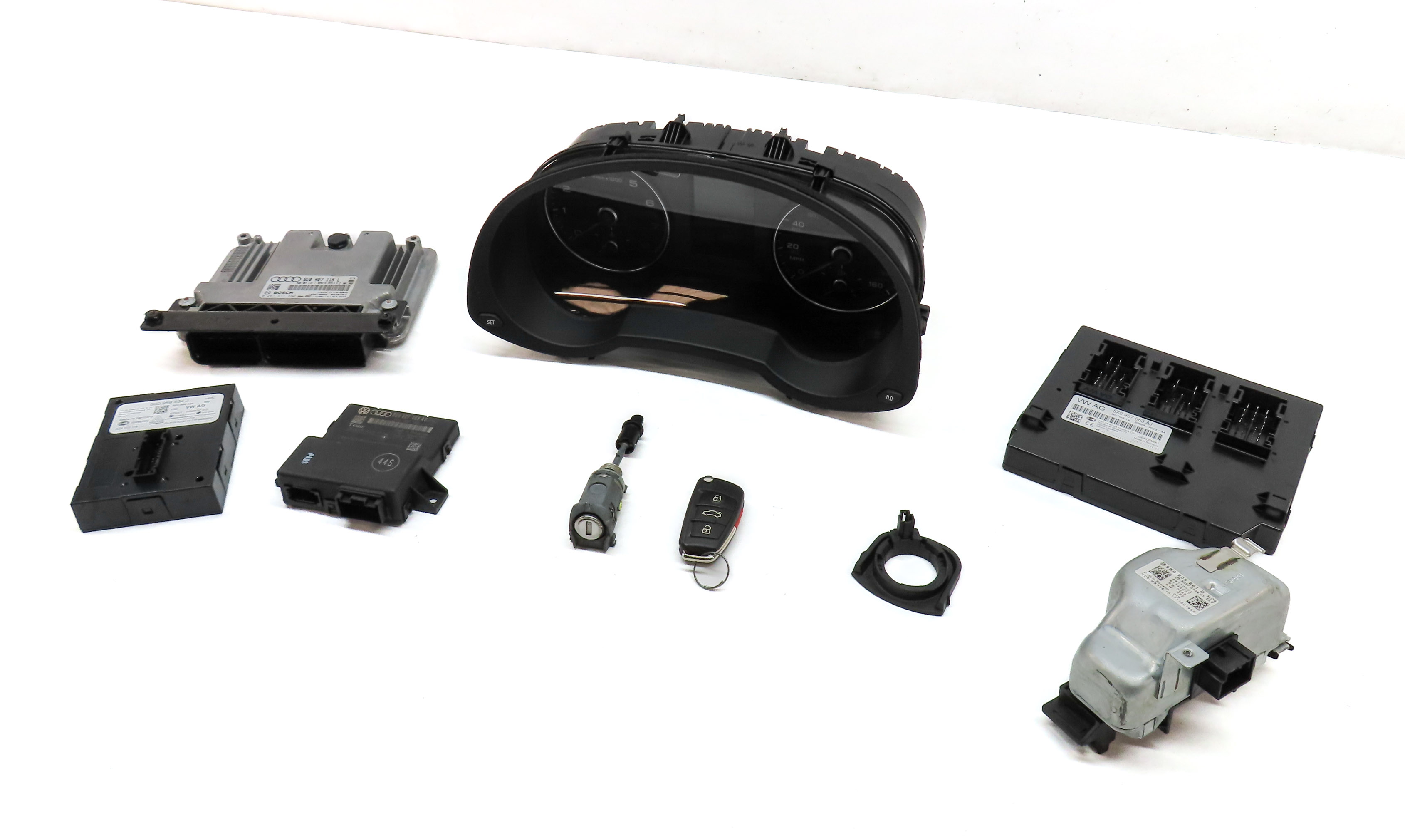 18 AUDI Q3 8U 2.0L TURBO CCTA SPEEDOMETER ECU IMMOBILIZER MODULE SET/9 (57k) — exact item pictured